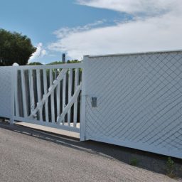 Clôture électrique : dissuasion efficace contre les intrusions Sainte-Suzanne